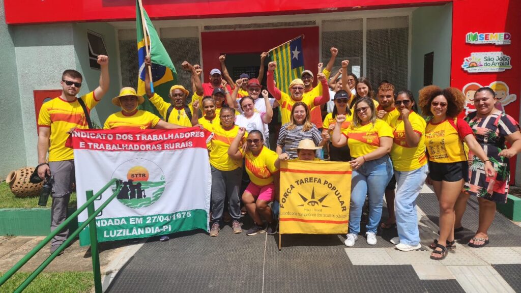Participantes da marcha de 2025 e atividades educativas.