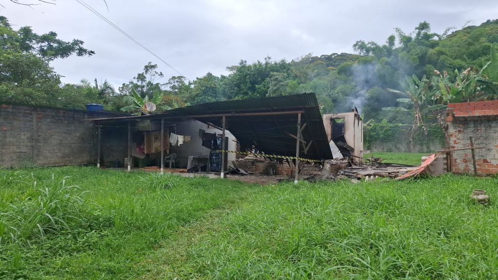 O suspeito pela morte de Soeli Maria Pinto Bunting, de 54 anos, foi preso por policiais civis no bairro Vila dos Comerciários