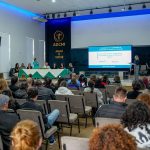 Debate coletivo
