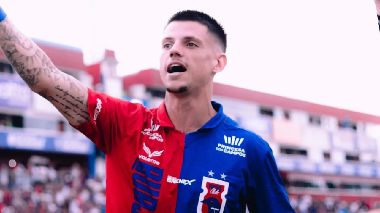 Bruno Dip, lateral-esquerdo do Paraná Clube. (Foto: Dido Henrique/Paraná Clube)