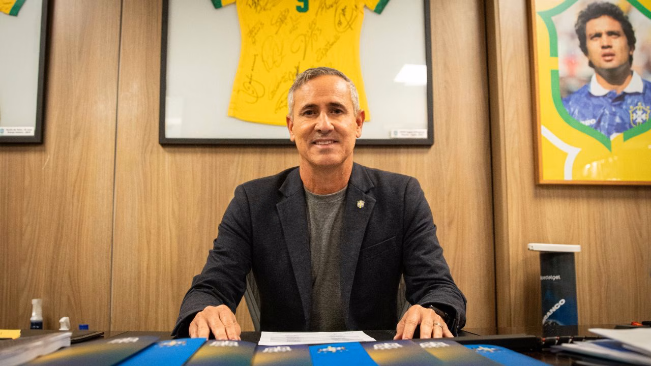 Carlos Eduardo Patetuci, técnico da seleção sub-17. Foto: Junior Souza-CBF