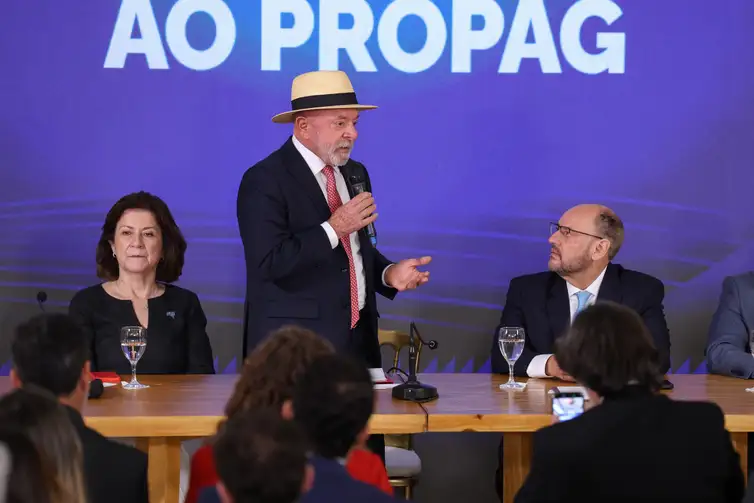 Rio de Janeiro (RJ), 22/06/2026 – O presidente Luiz Inácio Lula da Silva durante anúncio da adesão do Estado do Rio de Janeiro ao Programa de Pleno Pagamento de Dívidas dos Estados (PROPAG), no Palácio Guanabara, na zona sul da capital fluminense. Foto: Tomaz Silva/Agência Brasil