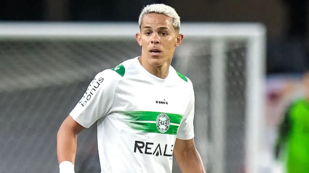 Wallisson volante Coritiba