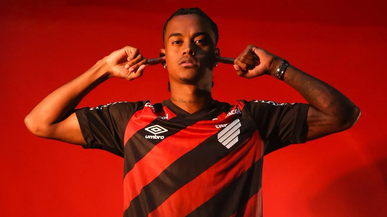 Kerwin Vargas, novo reforço do Athletico.