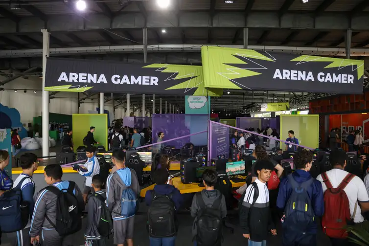 Espaços do evento promovem o aprendizado por meio de jogos e tecnologia no Rio de Janeiro. Foto: Tomaz Silva/Agência Brasil