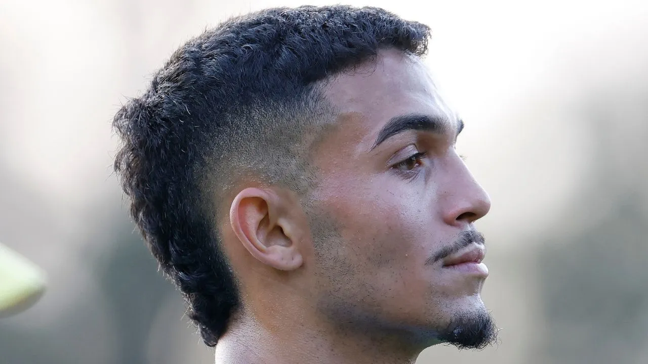 Arthur Dias em treino da seleção brasileira
