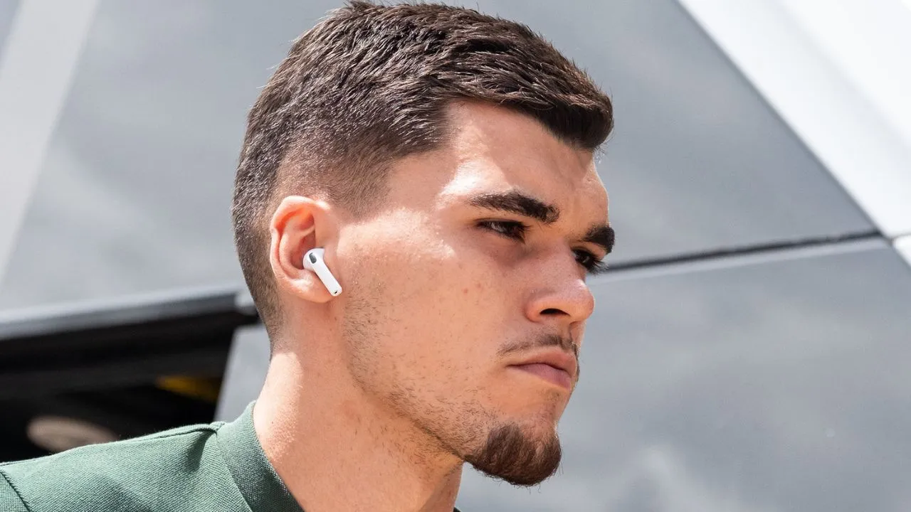Pedro Morisco durante partida pelo Coritiba.