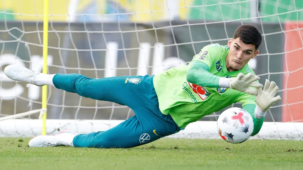 Pedro Morisco em treino com a seleção brasileira
