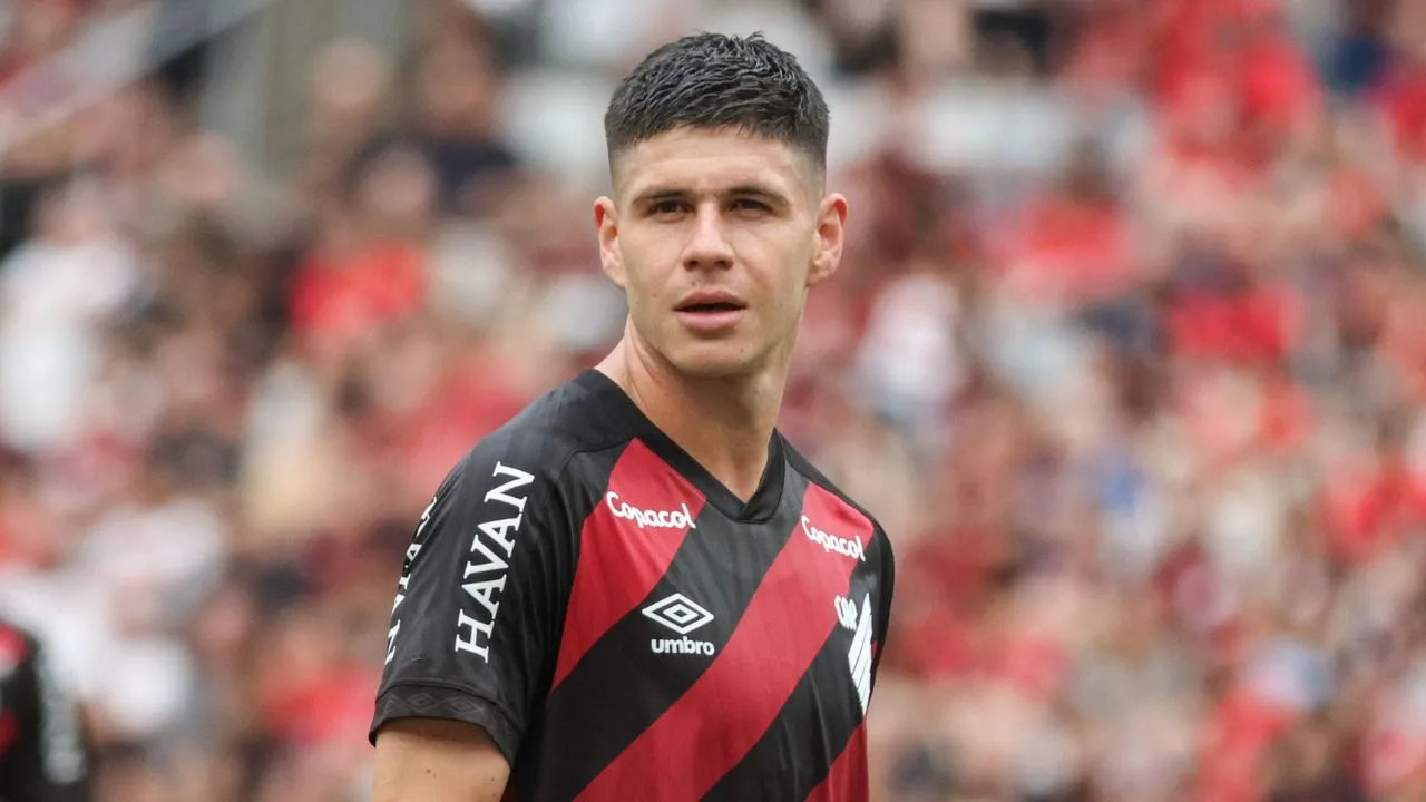 Zapelli, meia do Athletico