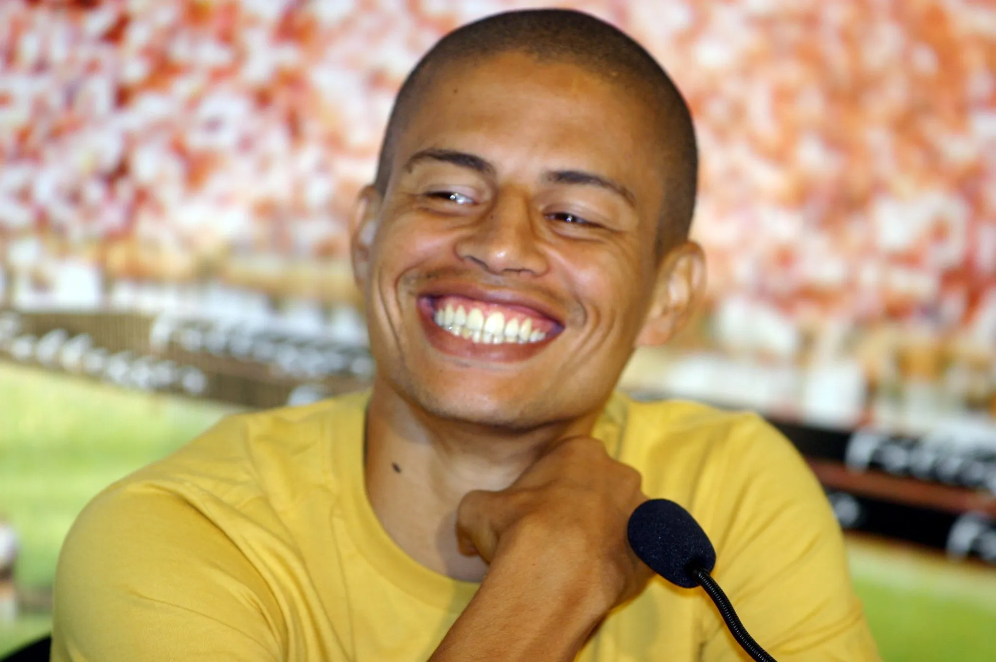 Entrevista coletiva com o jogador Alex